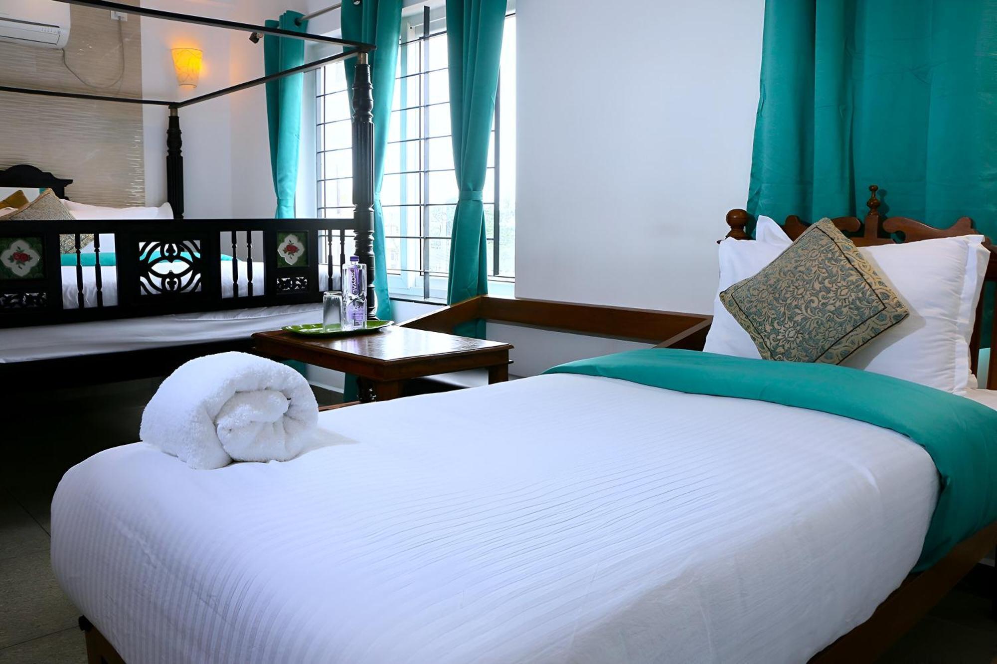 Le Holiday Inn Ποντισερί Εξωτερικό φωτογραφία