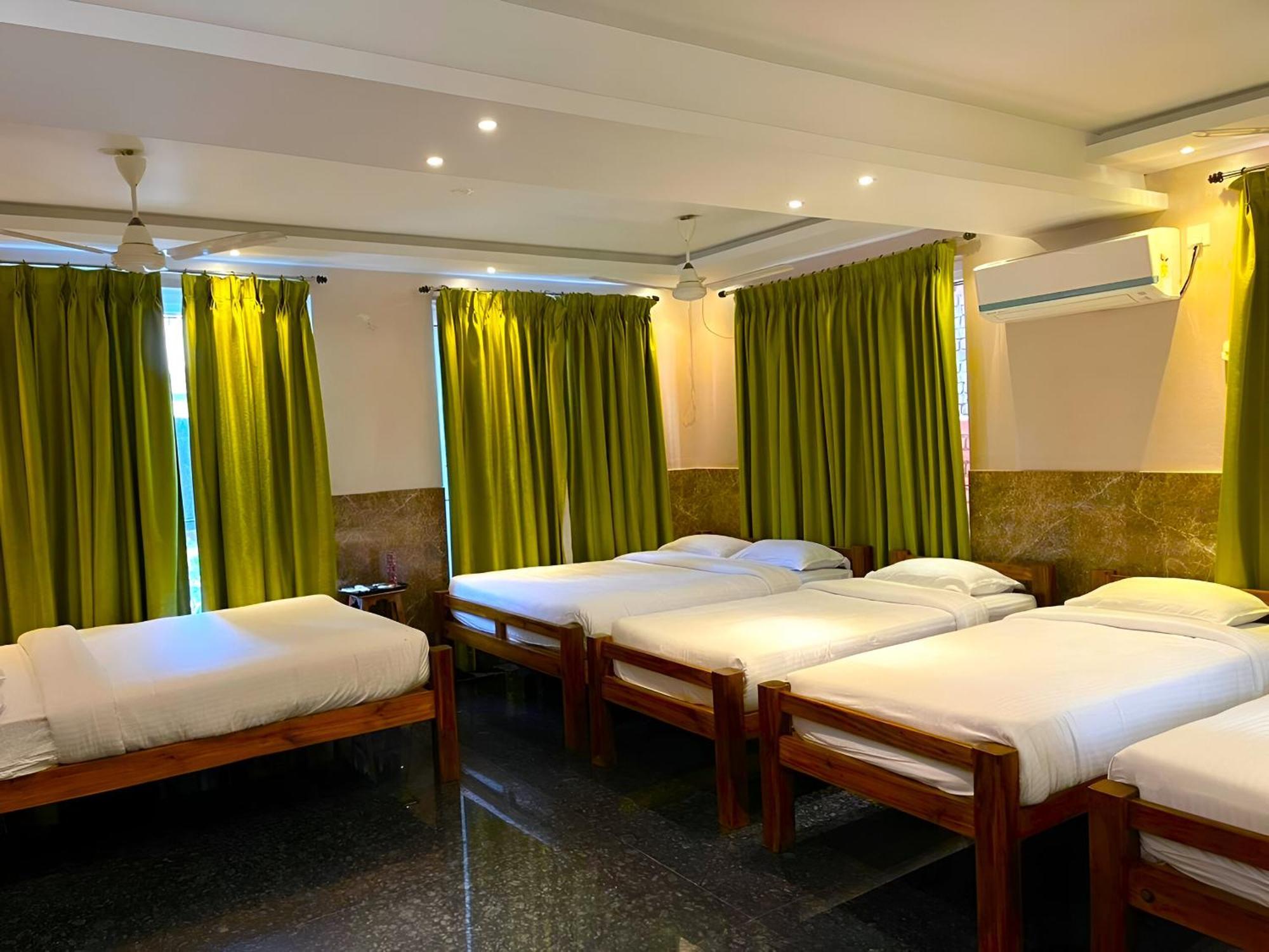 Le Holiday Inn Ποντισερί Εξωτερικό φωτογραφία